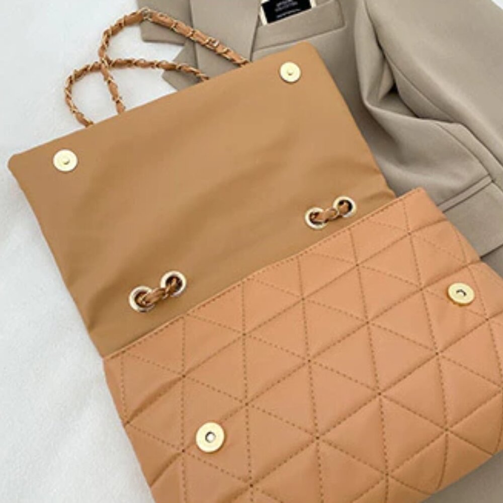 Everyday Chic Rhombus Shoulder Bag, White - Picture 5 of 7